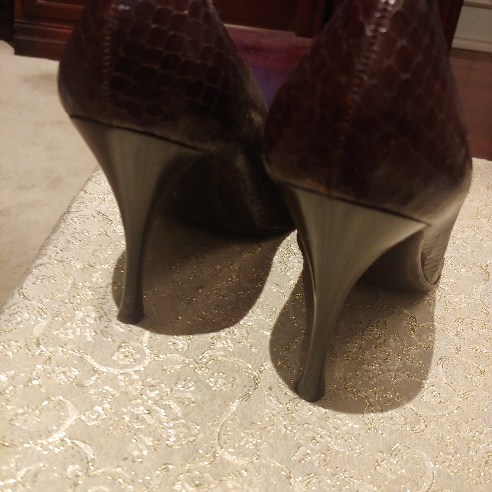 BCBGirls Brown Snakeskin Peep toe heel - Picture 2 of 4